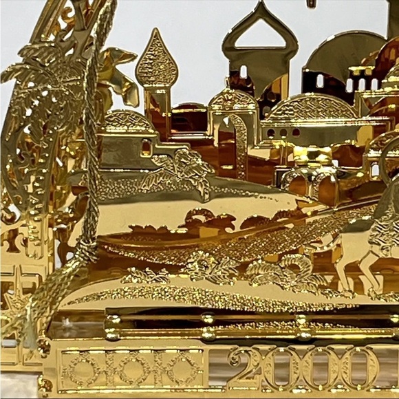 Bethlehem 2000 Danbury Mint 23KT Annual Gold Electroplate Ornament w/Box - Picture 8 of 11